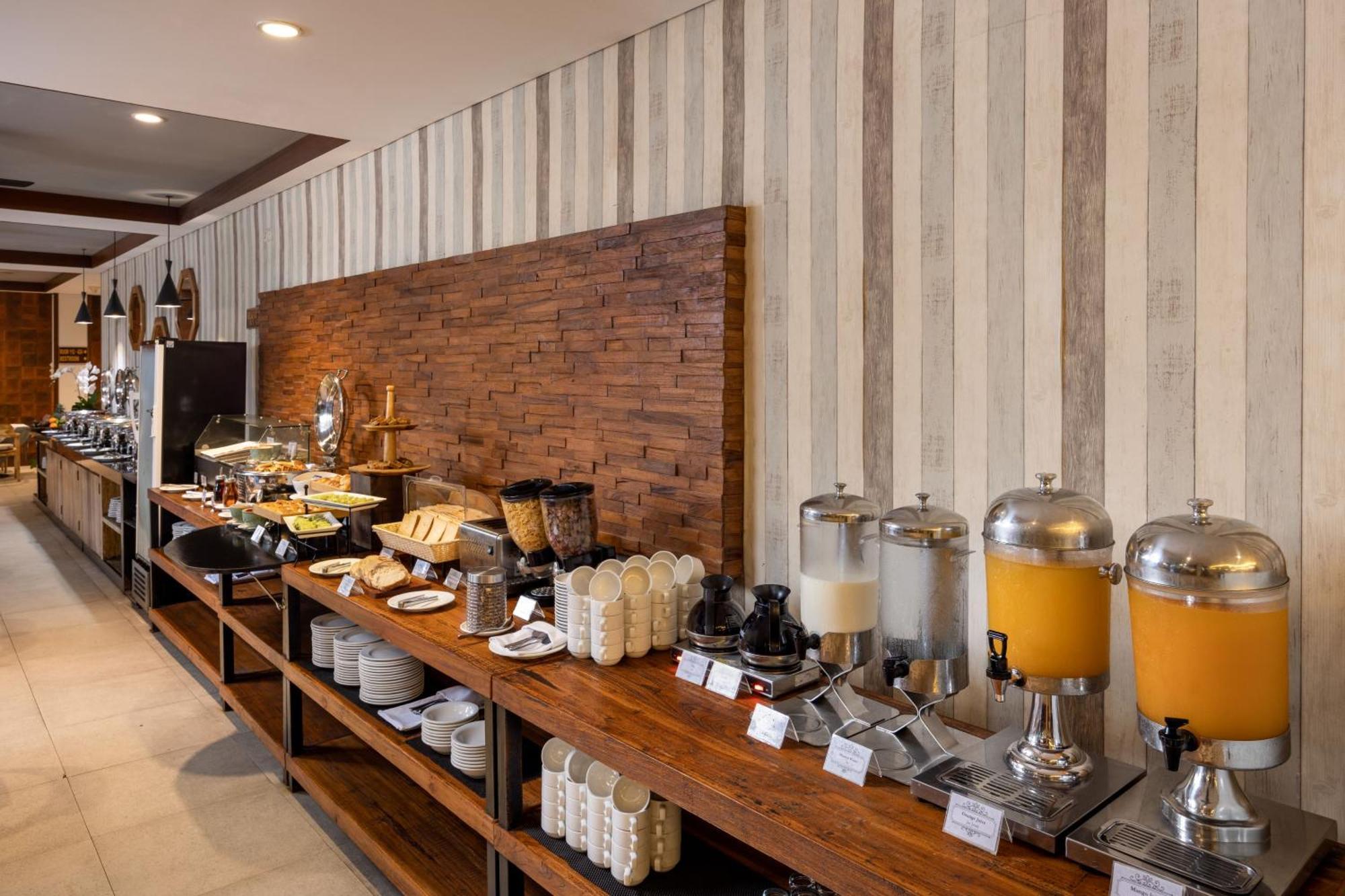 Taksu Sanur Hotel Екстер'єр фото