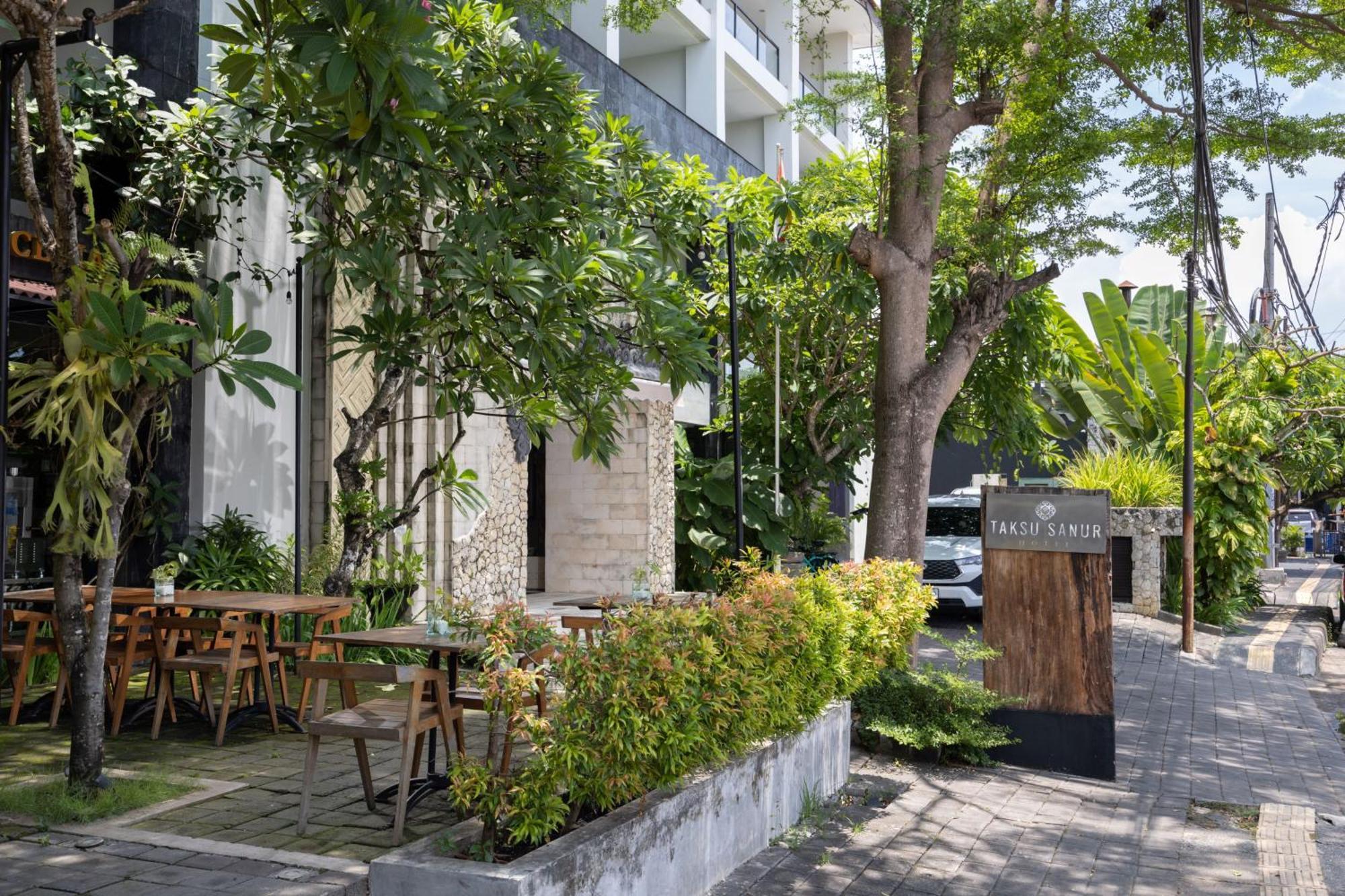 Taksu Sanur Hotel Екстер'єр фото