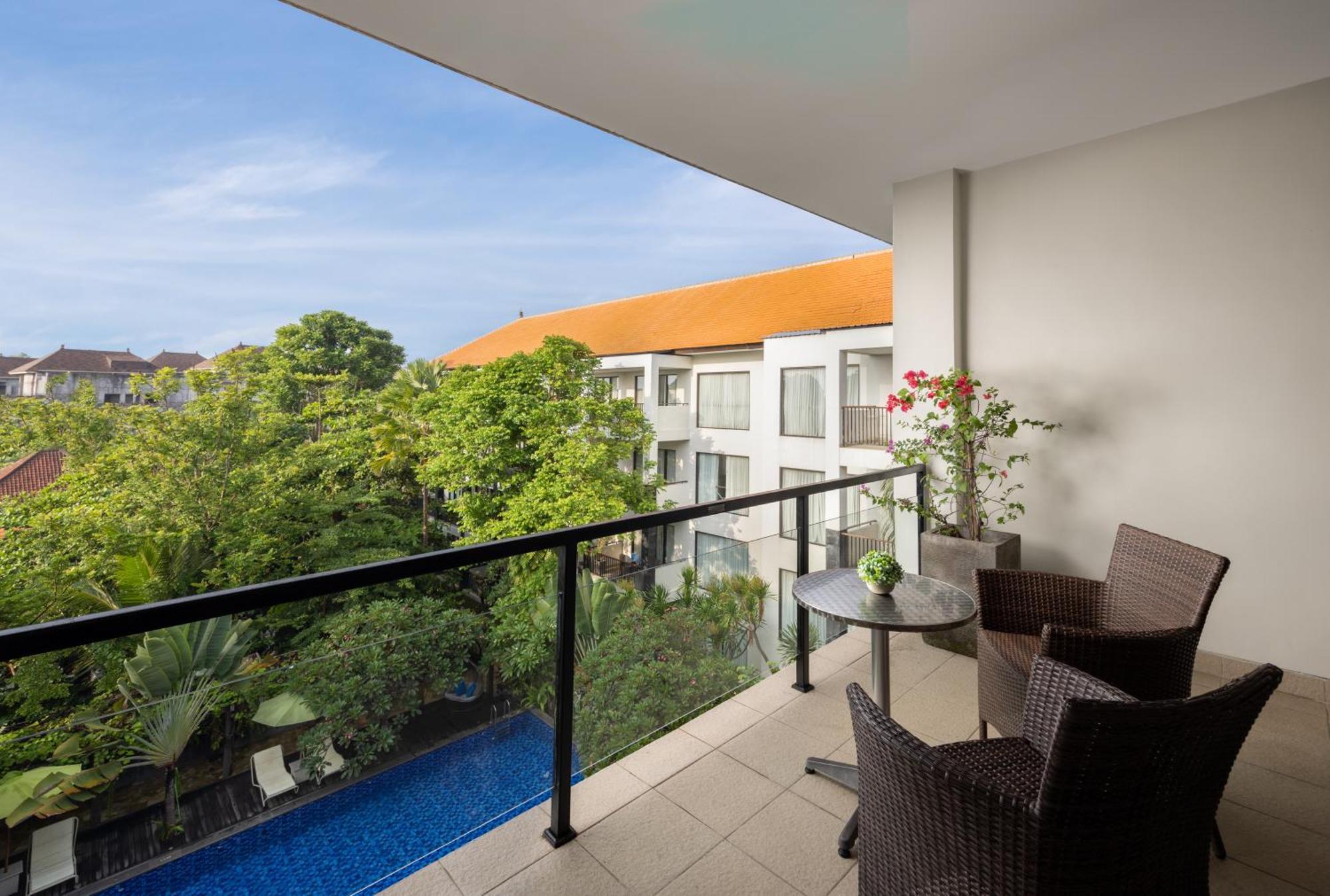 Taksu Sanur Hotel Екстер'єр фото