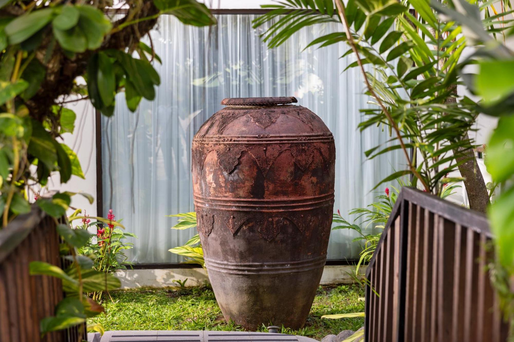 Taksu Sanur Hotel Екстер'єр фото