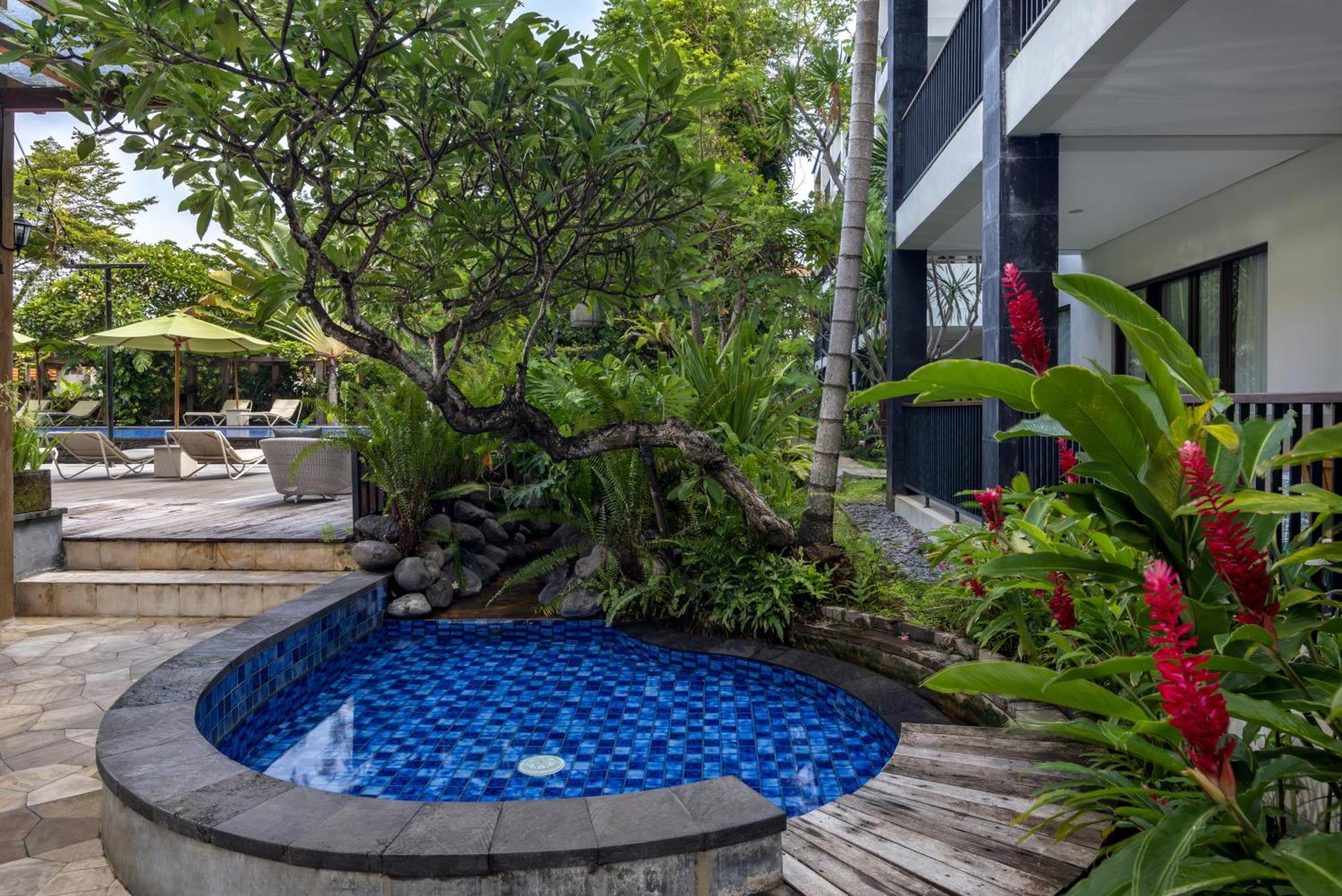Taksu Sanur Hotel Екстер'єр фото